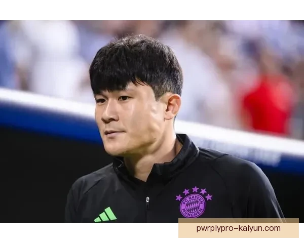 金玟哉与于帕梅卡诺：新时代后卫的强强对话，值得关注二人防守实力与技术特点。